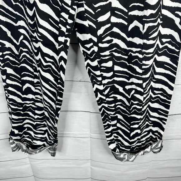Calvin Klein Womens size XS Zebra Print 100% Linen Cropped Pants Black White NEW - Picture 7 of 14